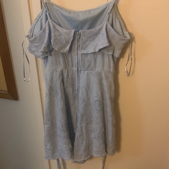 Blue romper. Size small - Picture 2 of 4